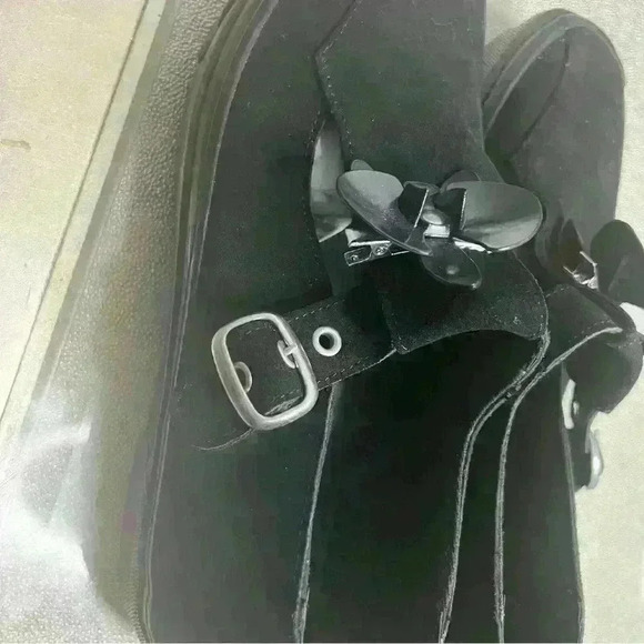 Vault by Vans x Goodfight OG Style 93 LX Black Leather Sneakers. - Picture 6 of 13